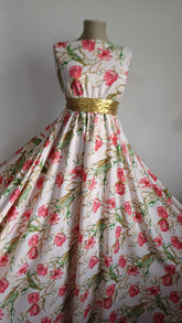 Latina Spandex -Roz Pal cu Lalele Rosii STO1300